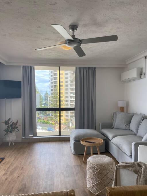 Fabulous Sea Views In The Heart Of Surfers Apartment Gold Coast Exterior foto