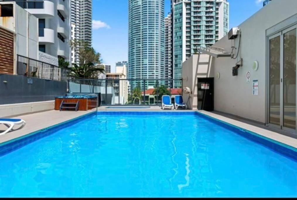 Fabulous Sea Views In The Heart Of Surfers Apartment Gold Coast Exterior foto