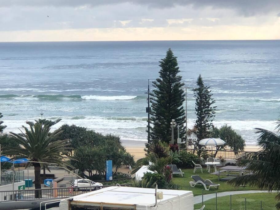 Fabulous Sea Views In The Heart Of Surfers Apartment Gold Coast Exterior foto